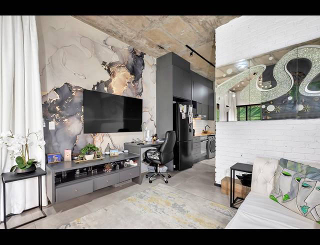 1 BEDROOM APARTMENT FOR SALE IN SANDOWN